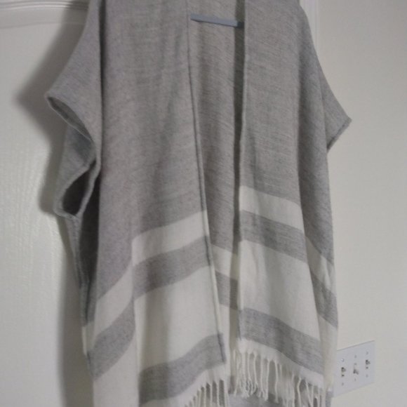 LOFT Accessories - Loft Outlet grey white striped topper with white fringe, very boho and chic!